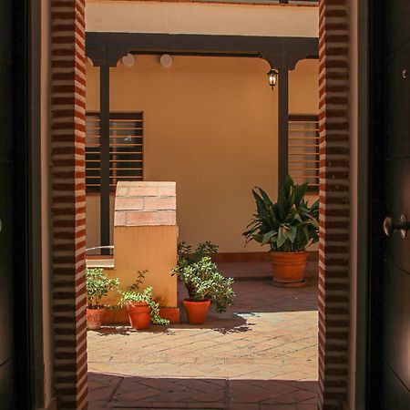 Charming Apt In The Center - 10M Walk Isla Magica เซบีญา ภายนอก รูปภาพ