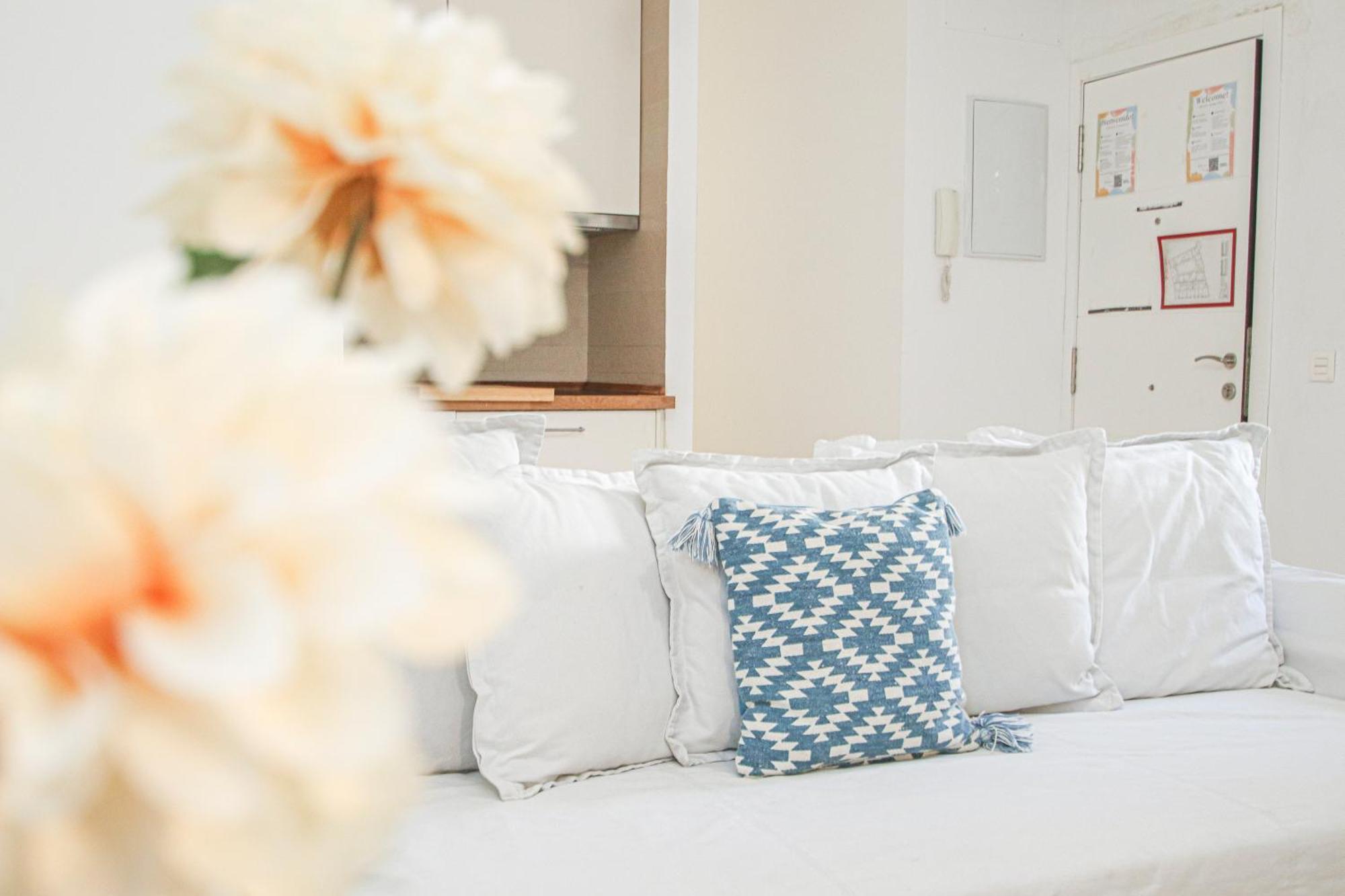 Charming Apt In The Center - 10M Walk Isla Magica เซบีญา ภายนอก รูปภาพ