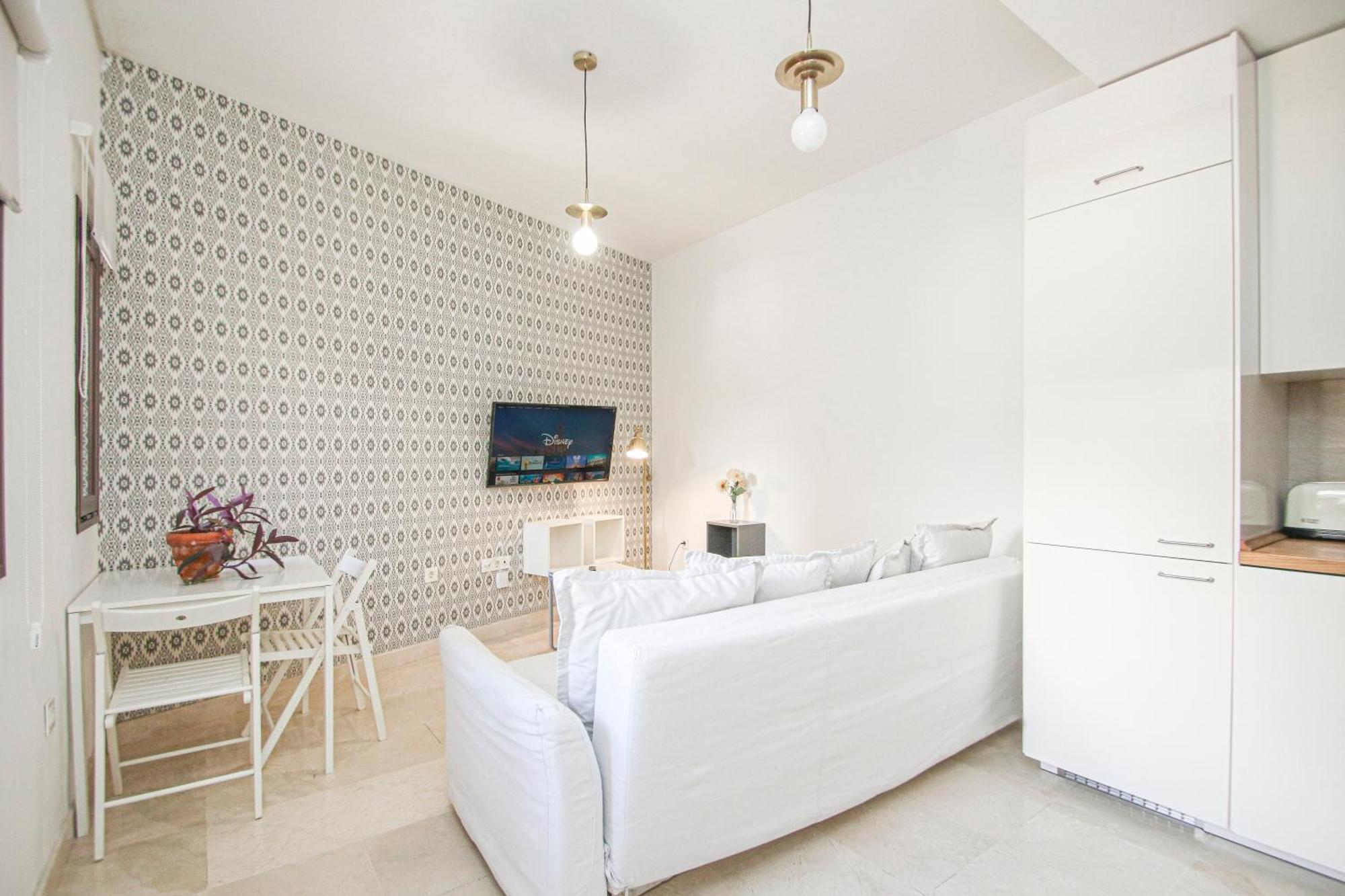 Charming Apt In The Center - 10M Walk Isla Magica เซบีญา ภายนอก รูปภาพ